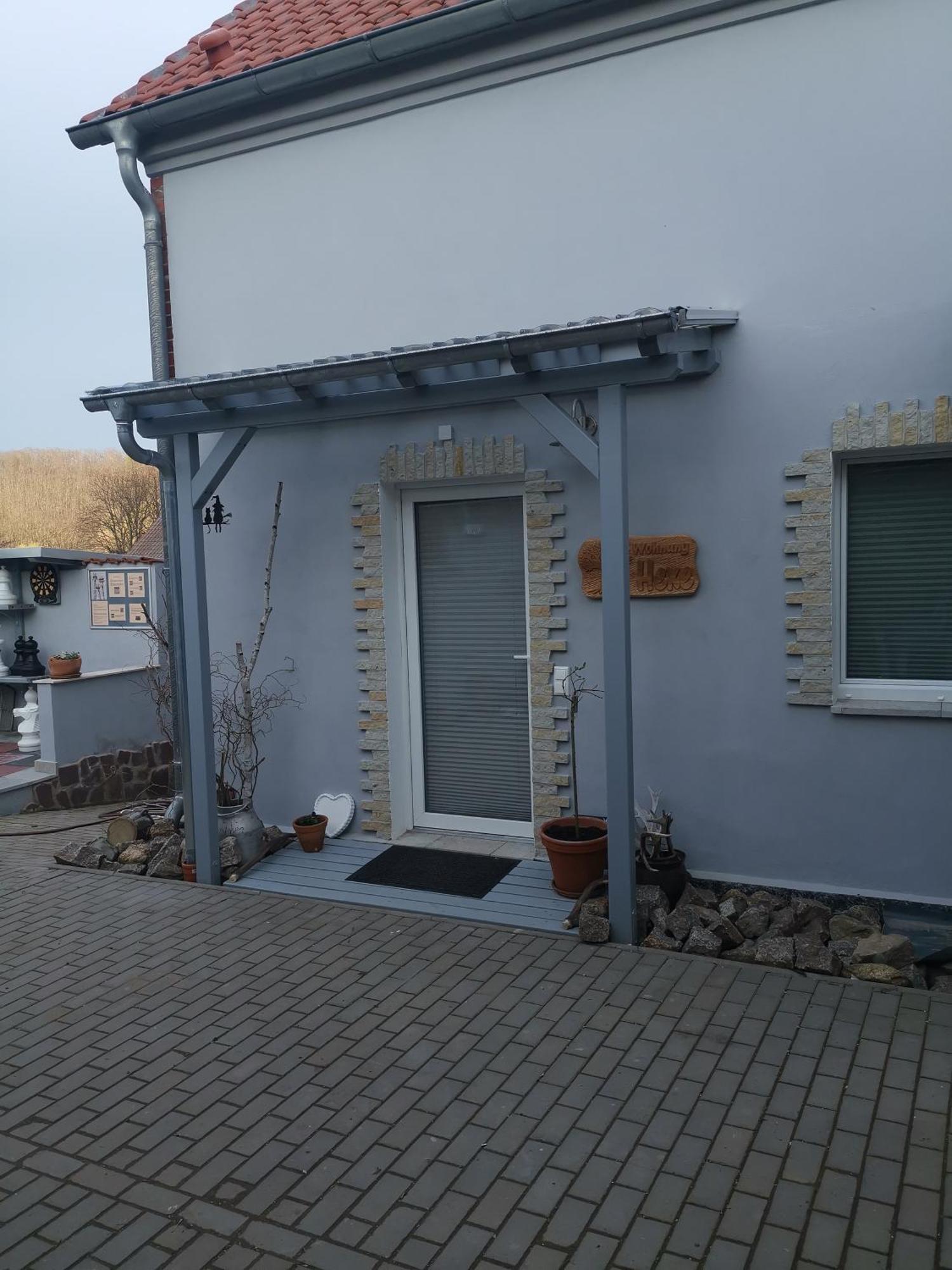 Pauls Hexenhaus Wohnung Hexe Mit Fahrrad Garage Und Innenhof Fuer Motorraeder Thale Exterior foto